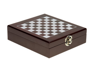 Champagne & Wine | 4 Piece Wine and Chess Set - 2 